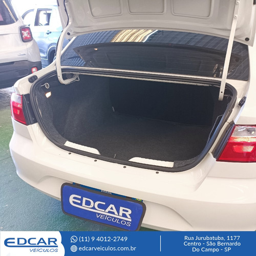 Volkswagen Voyage 1.0 FLEX 12V 4P