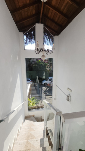 Grande Oportunidade Em Ilhabela Hospedagem Com 10 Suítes