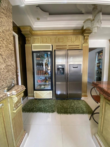 Imagen 8 de 21 de Se Vende Lujoso Penthouse / Apartamento/ 465mt2 / 5h/6b