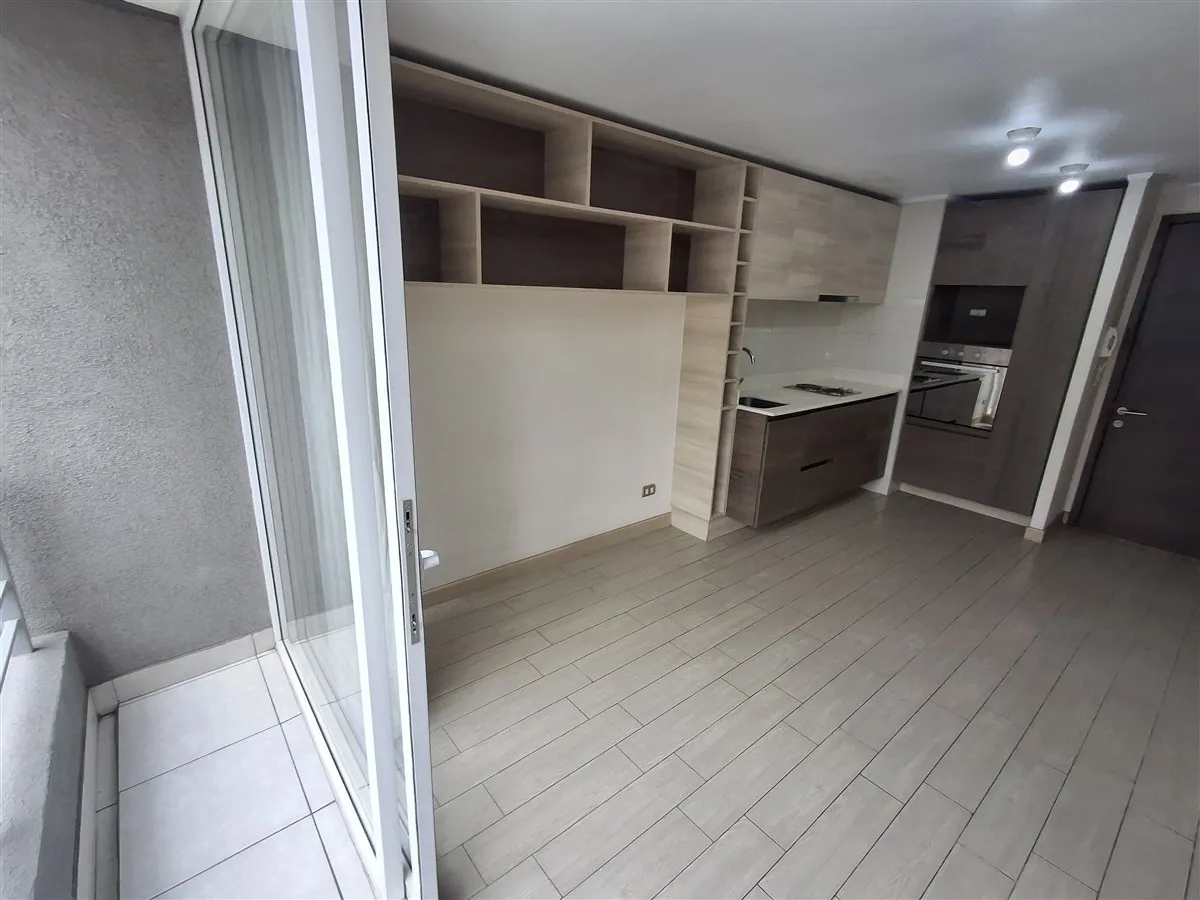 Imagen 1 de 28 de Departamento En Arriendo De 1 Dorm. En Santiago