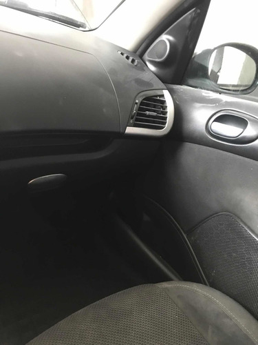 Peugeot 207 Passion 2009 1.6 16v Xs Flex Aut. 4p