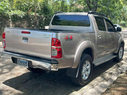 Imagen 10 de 15 de Toyota Hilux Full Time