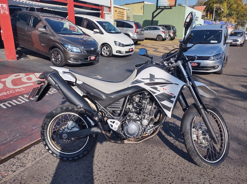 Imagem 2 de 9 de Xt 660r