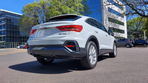 Audi Q3 Sportback 1.4 35tfsi Sportback 150 Cv