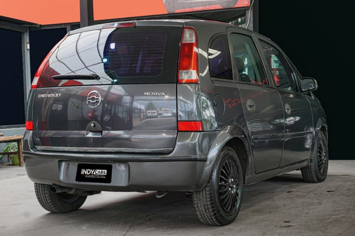 Imagen 8 de 15 de Chevrolet Meriva Gl 1.8 2006