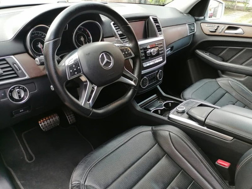 Imagen 7 de 14 de Mercedes Benz Ml 63 Amg 2012 5.5 Fact Original Motomaniaco