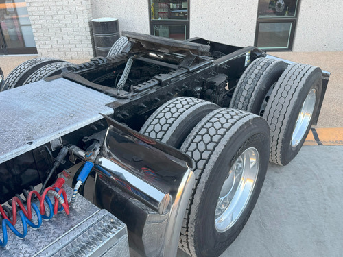 2015 Peterbilt 579 Cummins 13 Cambios