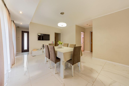 Imagen 10 de 30 de Venta/permuta - Casa 3 Dormitorios Con Jardín Y Pileta (santa Fe, Roldán)