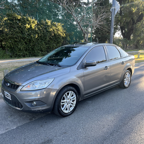 Ford Focus 2 2.0 Exe Sedan Ghia At