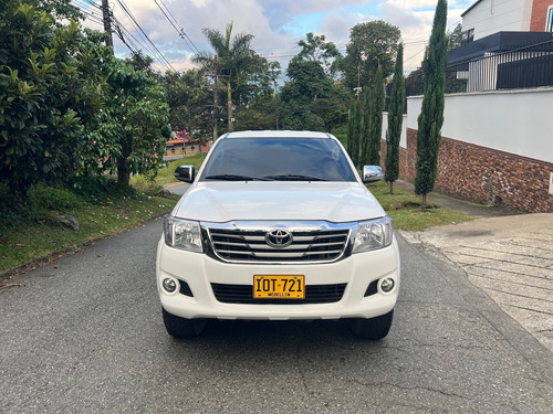 Toyota Hilux 2.7 Imv 4x4