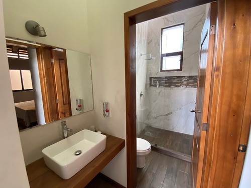 Imagen 14 de 30 de Se Vende Complejo De Departamentos Amueblados En San Cristób
