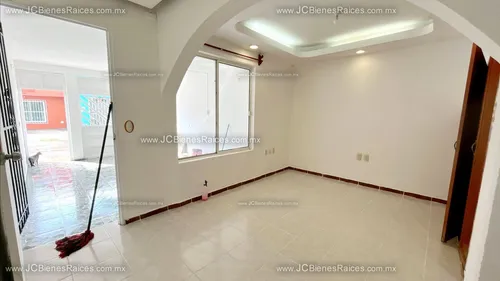 ¡casa En Venta En El Coyol *casa De 2 Niveles A Tan Solo $1,300,000!