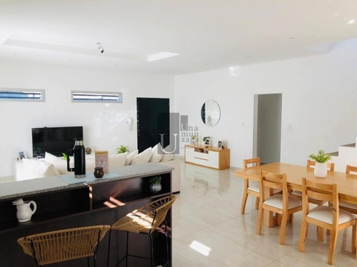 Imagen 2 de 22 de Excelente Casa Moderna En Venta En Barrio Parque