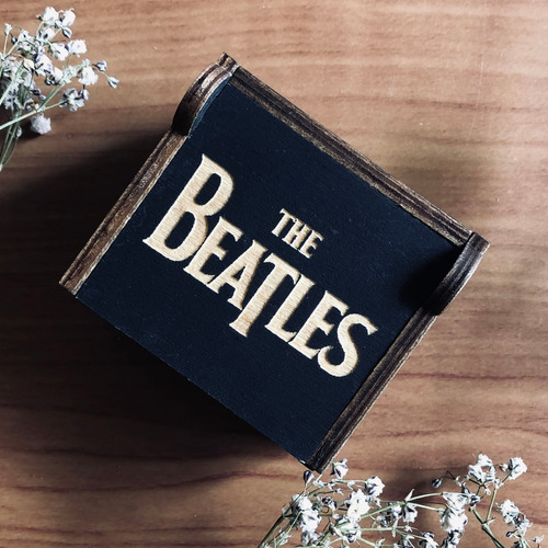 Caja Musical The Beatles A Cuerda