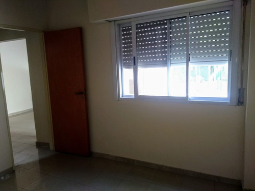 Imagen 10 de 14 de Venta - Ph Interno - 3 Amb - Villa Lynch - Madero