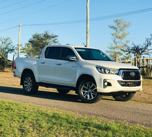 Toyota Hilux Srv Plus Cuero At 2.8 4x4 En Gtía Unico Dueño