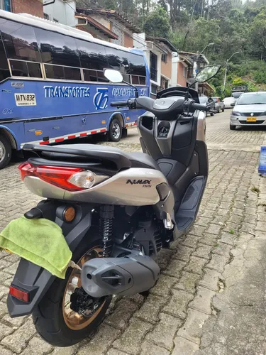 Motocicleta Nmax Modelo 2025