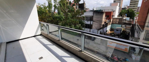 Loft Monoambiente Venta Abasto Divisible Amplio Luminoso Balcón Terraza