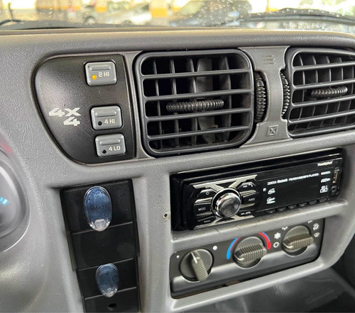 Imagem 6 de 9 de Chevrolet S10 2011 2.8 Colina Cab. Simples 4x4 2p