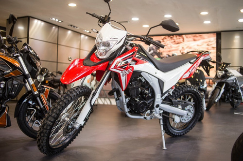 Imagen 1 de 25 de Corven Triax Txr 250 L Lidermoto La Plata