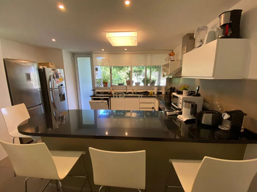 Apartamento En Venta 5 Dormitorios Punta Ballena Punta Del Este