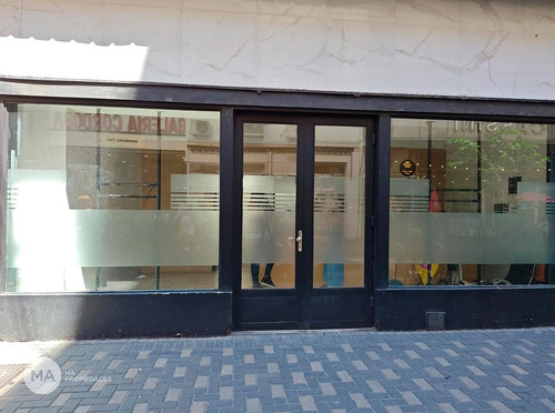 Local Comercial 85 M2 - Sarmiento 700 - Microcentro - Rosario | Alquiler