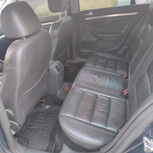 Volkswagen Vento 2.0 I Elegance Dsg