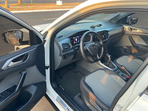 Volkswagen T-Cross 1.0 Comfortline 200 Tsi Aut. 5p