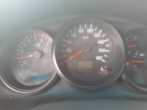 Imagen 6 de 6 de Mazda Bt50 2013