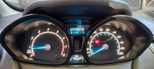 Ford Fiesta Kinetic Desing 2016 Se Plus