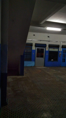 Imagen 3 de 6 de Excelente Local Al Frente 112m2 Privado Y Baño