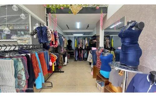 Comercial En Nuevo Country Rah Co: 25-1295