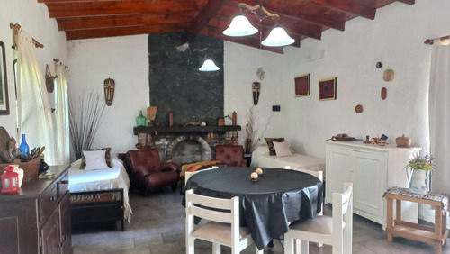 Casa En Venta Con Escritura Inmediata- Villa Parque Sicardi