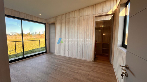 Casa En Venta De 3 Dorm. En Frutillar