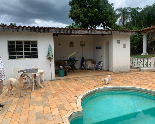 Imagem 4 de 30 de Chácara A Venda Na Estrada Para Itatiba, Bairro Biriça Do Campinho Em Bragança Paulista, Apenas 12 Km Do Centro Da Cidade. Casa Com 3 Dormitórios, 2 S - Ch00050 - 68960716