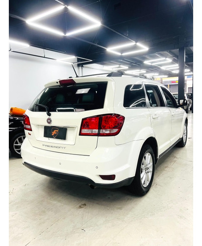 Fiat Freemont 2.4 PRECISION 16V GASOLINA 4P AUTOMÁTICO