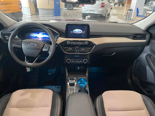 Imagen 2 de 9 de Ford Escape Titanium Híbrida