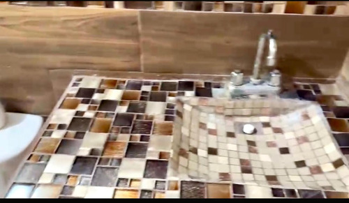 Corregidora Qro., Departamento, Recién Remodelado Con Piso Y Azulejo En Baño Y Cocina, Listo Para Usar Con Protecciones Ubicado En El Tercer Piso