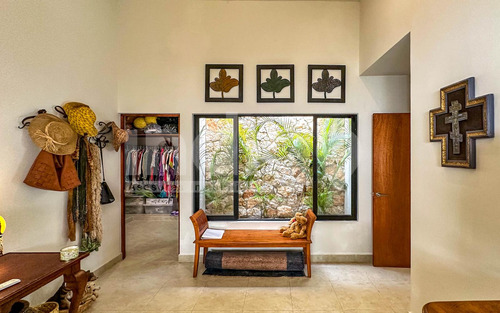 Casa De Una Planta En Venta En Mérida Modelo Deco En Privada Canaria, Conkal