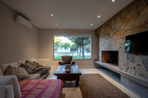 Imagen 9 de 14 de Residencial 1, 270 Hermosa!!
