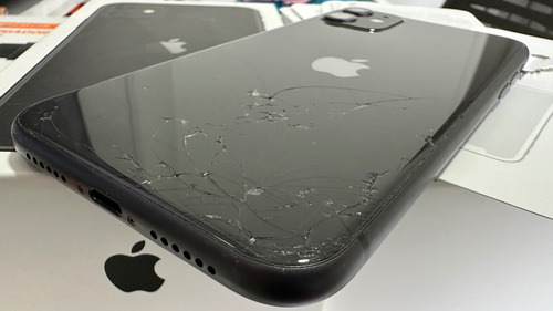 Iphone 11 64gb Preto Caixa 74% Todo Original!! Nunca Aberto! Preto (Usado)