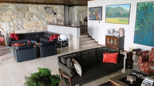 Imagen 3 de 12 de Casa En Venta Urb. Alto Hatillo # 22-16199
