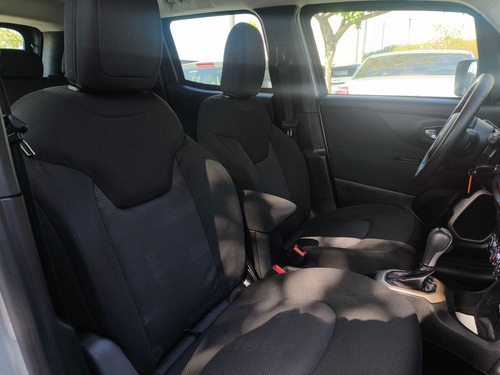 Jeep Renegade 1.8 16V Flex Sport 4P Automático