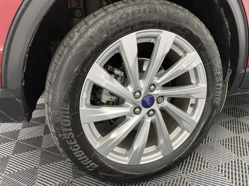 Ford Escape Titanium Hev