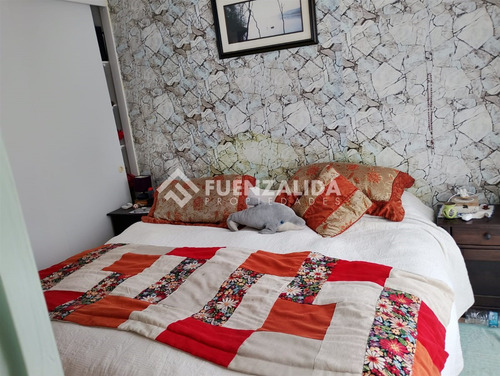 Casa En Venta De 3 D Y 3 B. En San Pedro De La Paz