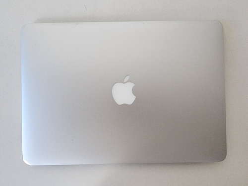 Imagen 7 de 10 de Macbook Air A1466 13.3'' I5 8gb Ram 128ssd + Cargador - Leer