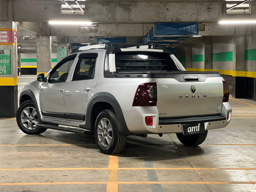 Renault Duster Oroch 2.0 16v Dynamique Hi-flex 4p