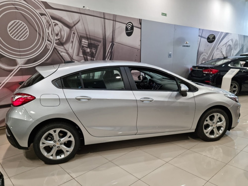 Imagen 9 de 15 de Chevrolet Cruze Lt Automático 5