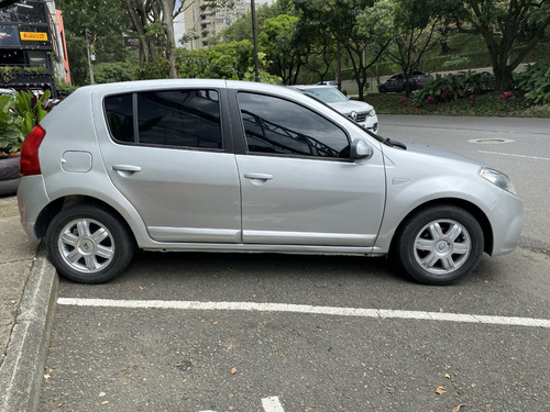 Renault Sandero 1.6 Dynamique Automatico