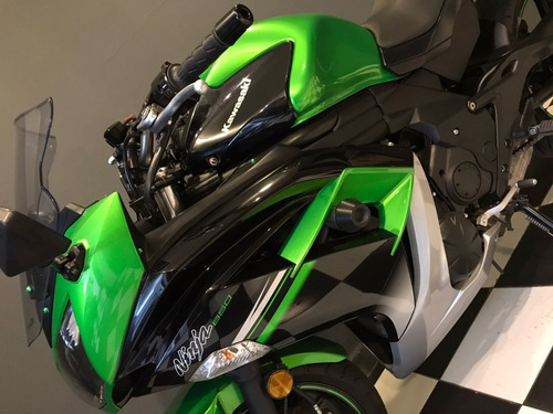 Imagen 10 de 15 de Kawasaki Ninja 650 Recibo Royal Enfield 650 Benelli Trk 502